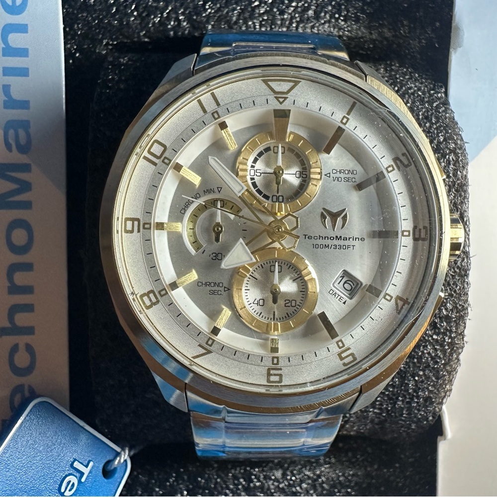 TechnoMarine Ocean Quantum Men's Watch - 44mm [WITH SLOTCASE] - Picture 4 of 10